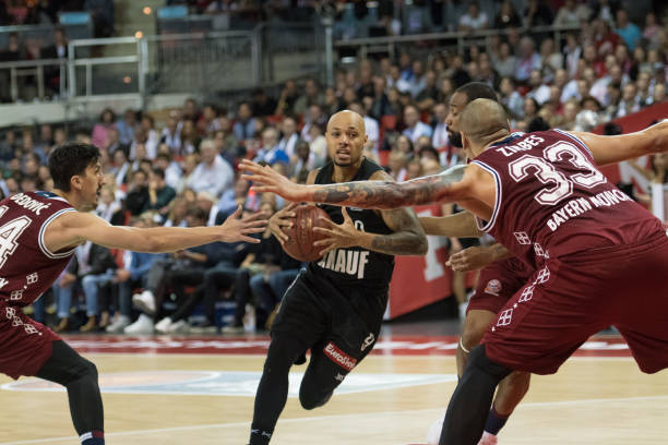 里瓦和保罗 里瓦和保罗