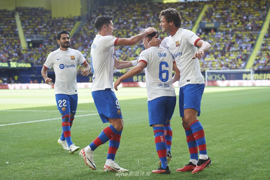 国足的训练 国足的训练