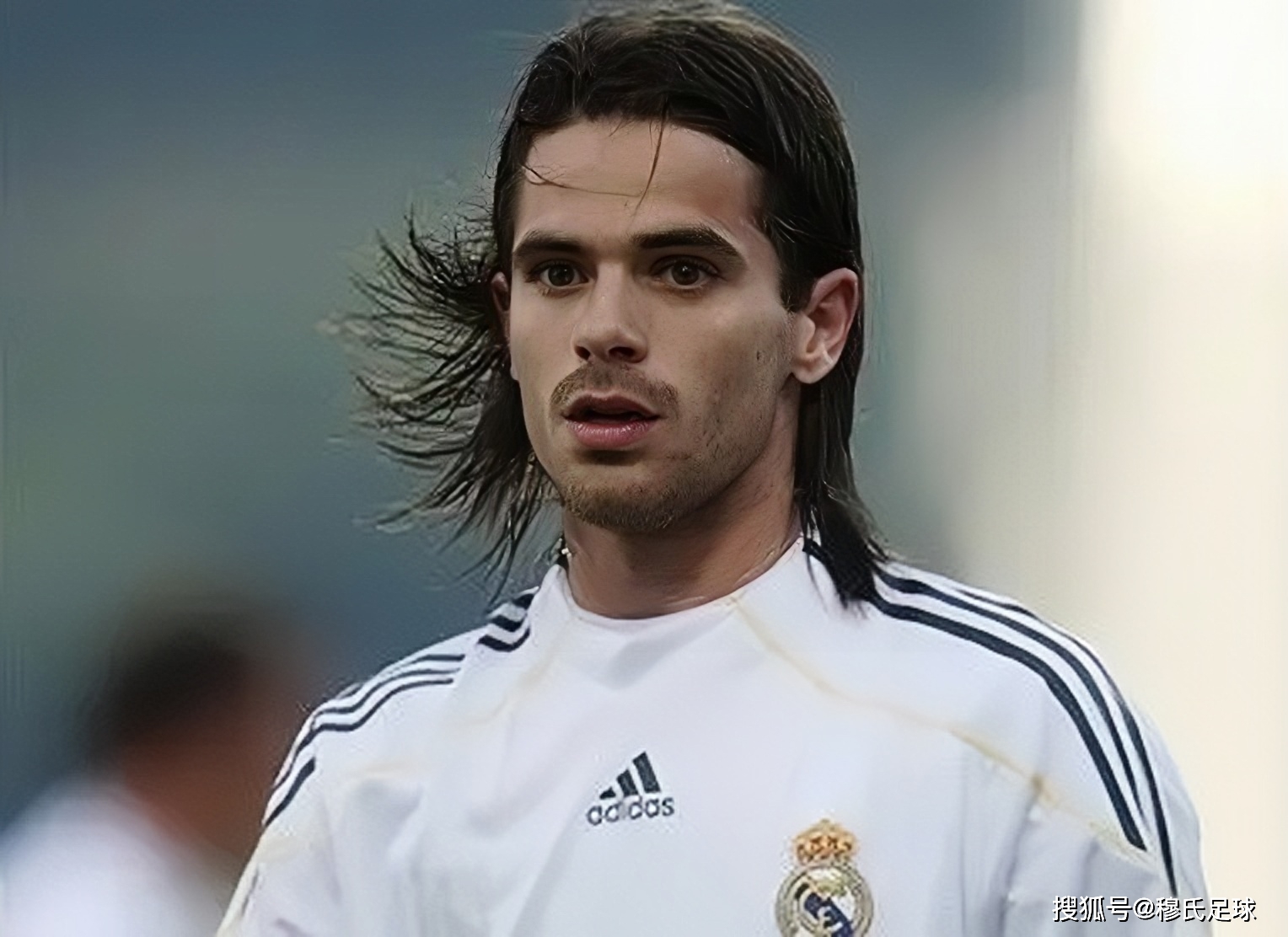 行为必须受 行为必须受