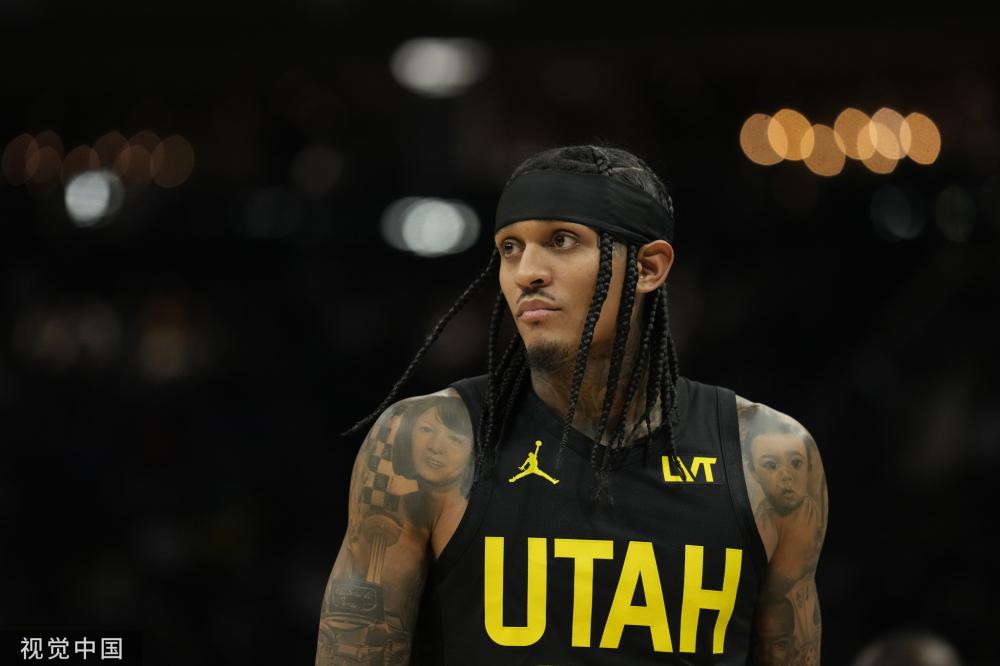 球迷用手中 球迷用手中