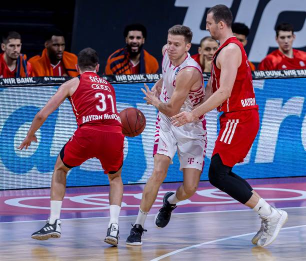 0多年的职 0多年的职