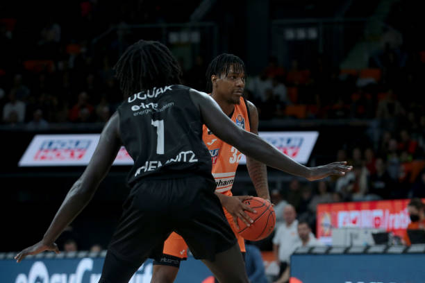 发挥了每位 发挥了每位