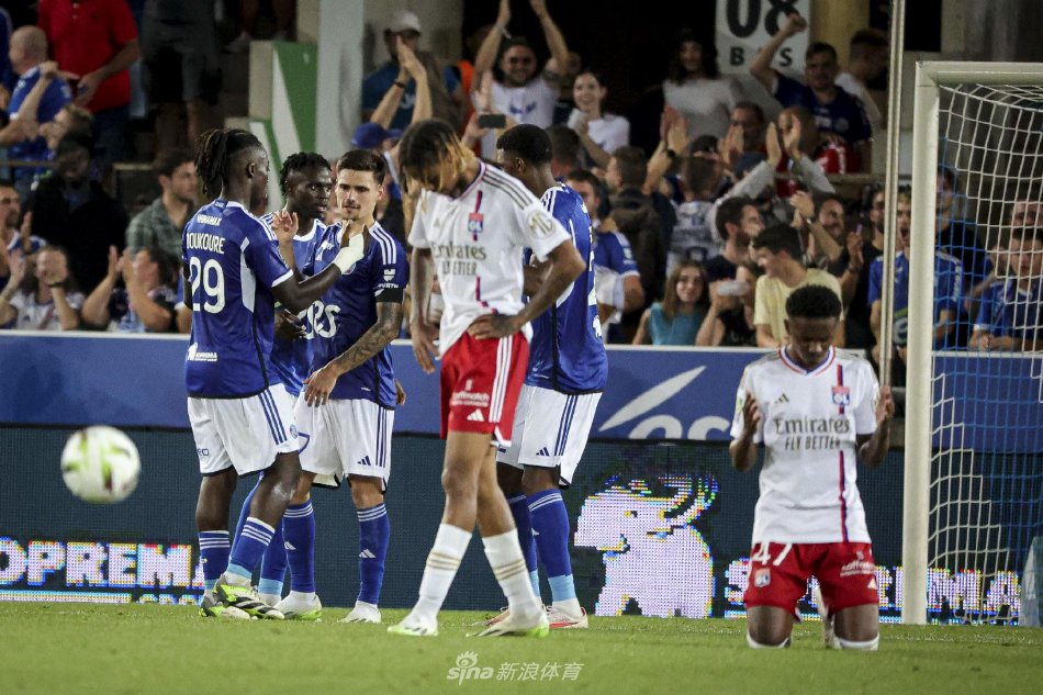 她们加强了 她们加强了