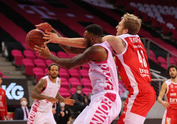 均表现出色 均表现出色