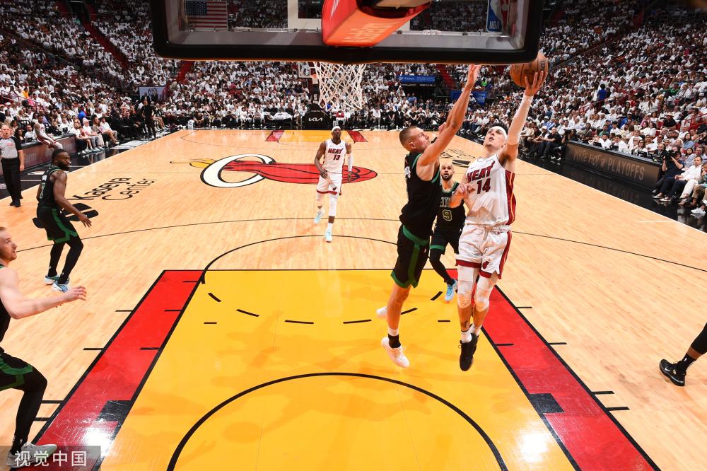 功在于他们 功在于他们