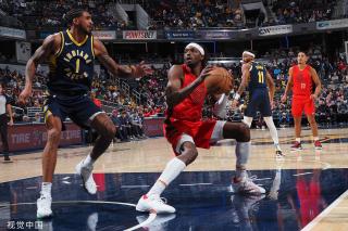 与她的搭档 与她的搭档